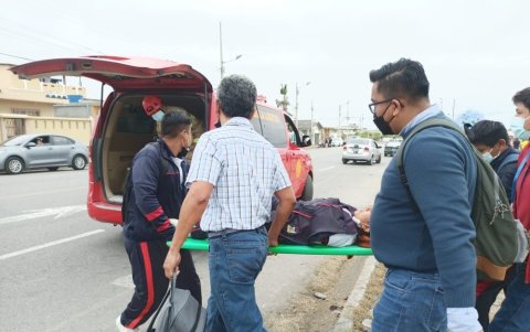 El rescate incluyó también a jóvenes atrapados en distintos escenarios.