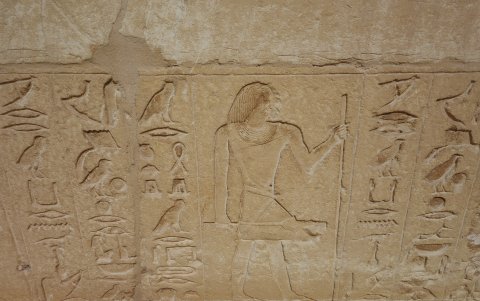 Los jeroglíficos egipcios tienen mensajes que ayudan a los muertos en su tránsito al más allá.