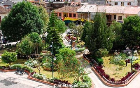 Parque central del cantón Chordeleg, en la provincia del Azuay.
