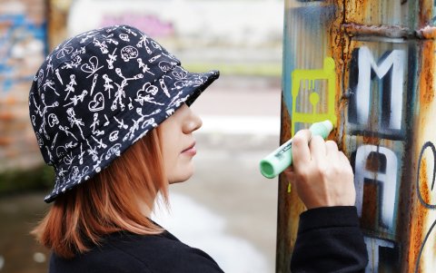 Trabajó en un medio de comunicación.