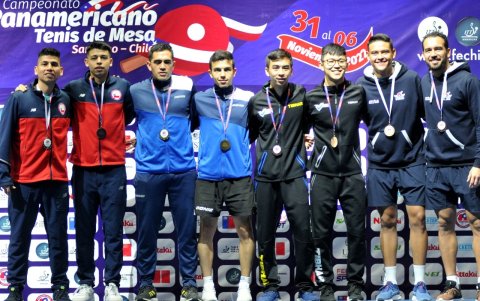 Los tricolores (d) suman otro bronce, luego de la presea del mismo metal en los Juegos Suramericanos. Buscan la revancha por el oro.