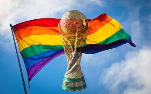 Se ha accedido a que los aficionados asistan a los partidos sin importar su inclinación sexual.