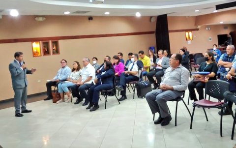 Encuentro. Diferentes entidades conforman el comité regional.