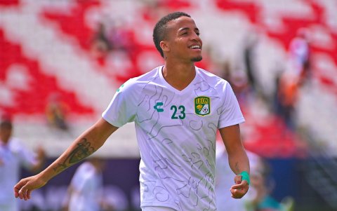 Byron Castillo, marcapunta del León, se alista para jugar la próxima temporada. |
