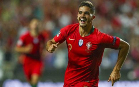 André Silva.