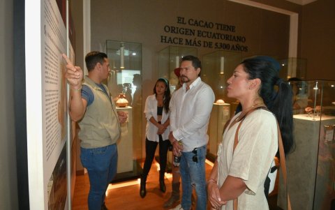 Lucho estuvo en el Museo del Cacao.