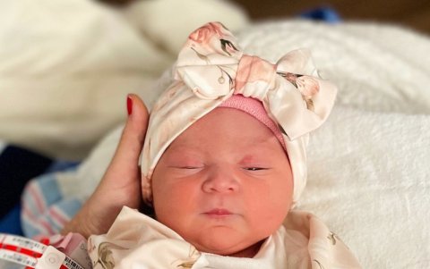 La nena nació en Miami.