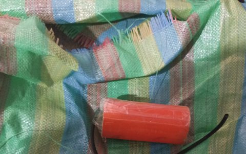 Se requisaron tres tacos de dinamitas.