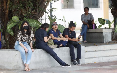 La violencia que sufren las mujeres en la universidad las alejas de las aulas, incluso las obliga a abandonar sus estudios.