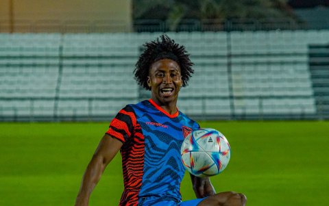 Ángelo Preciado ya piensa en lo que será el partido frente a Senegal.