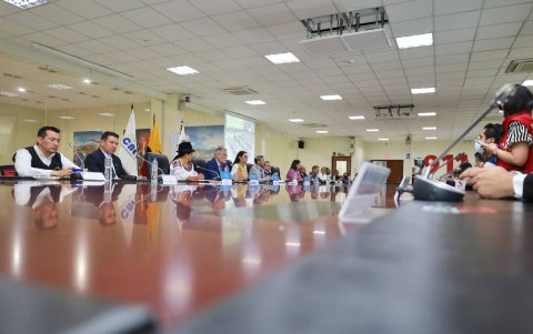 En sede del ECU-911 se realizó reunión de seguridad para los comicios de febrero de 2023.