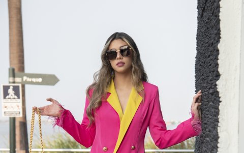 No le interesa la TV, ni los reinados.