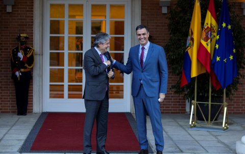 Guillermo Lasso continuó con las conversaciones para la exención de la visa Schengen.