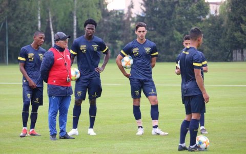 El entrenador argentino analizó que la Tricolor tiene un gran presente y que el futuro será mejor.