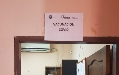 Los centros de salud también están poniendo las vacunas de refuerzo contra la covid-19