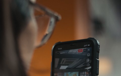 El proyecto estudiantil se lo hace como parte de la tesis, previo a la graduación. El desarrollo lo hacen a lo largo de seis meses.