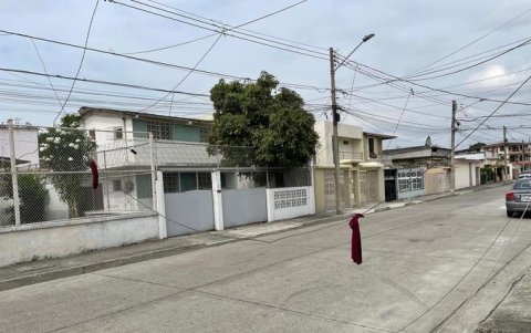 Este es el escenario de algunas calles de la ciudadela Miraflores.
