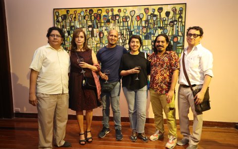Ángel Emilio Hidalgo, Lupe Álvarez, Chau Velasco, Gabriela Fabre, Alejandra Arellano y Juan Carlos Fernández.