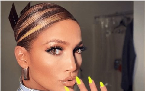 JLo usando mechas chunky