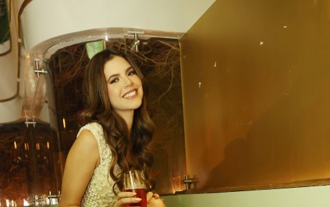 Desde que es miss le gusta usar vestidos