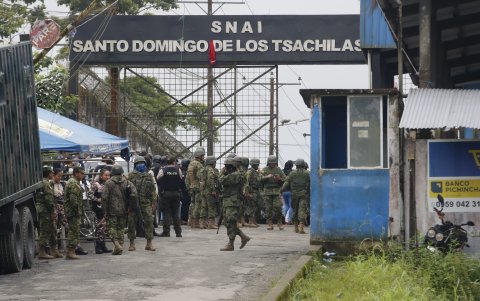 Exteriores del Centro de Rehabilitación Social de Santo Domingo de los Tsáchilas.