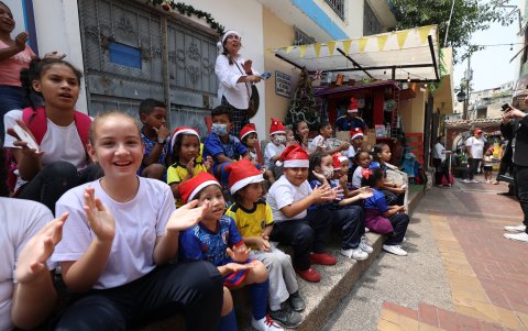 Cerro Santa Ana. Los más pequeños integraron un coro por primera vez.