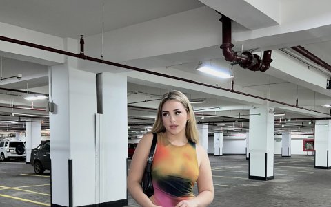 Dice que ha roto moldes con sus prendas de vestir.