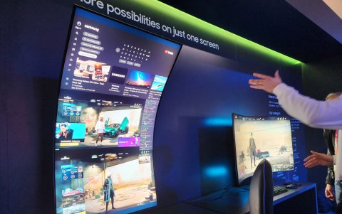 La Odyssey Ark es de 55 pulgadas y 4K.