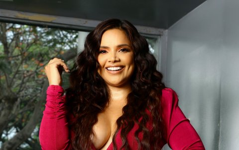 Le gusta lucir sus encantos.