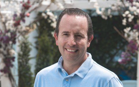 El empresario enfatiza que tener conocimientos en administración es algo básico para cumplir una buena gestión como alcalde de Quito.