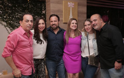 Marcos Rivadeneira, Jéssica Zapata, Mario Echeverría ,Paulette Lebed, Denisse Kury y Xavier Baquerizo.