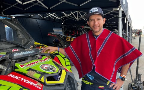 Sebastián en el campamento base tras la etapa 11.