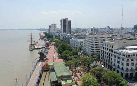 La ciudadanía quiere que el centro vuelva a vivir. Lo quiere ver con familias viviendo en sus edificios, paseando por las noches, usando el río que tienen en el entorno.