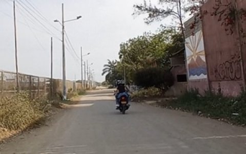 Edna y Juan Manuel atravesaron Colombia y Ecuador en su motocicleta.