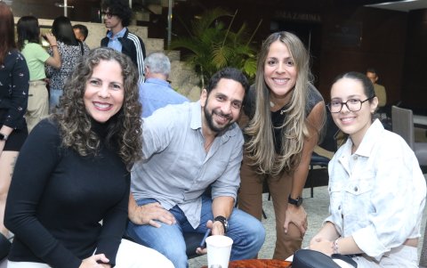 Verónica Coello, Donato Simonelli, Pía Egas y Rafaela Flores.
