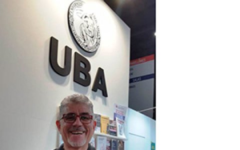 Horacio Caride. Es Profesor titular de Historia de la Arquitectura y Urbanismo de la Universidad Nacional de La Plata