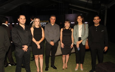 Paulo Vásquez, Begoña Bruckmann, Juan Carlos Salazar, Johanna Coppiano, Verónica Pérez y José Andrés Jara.