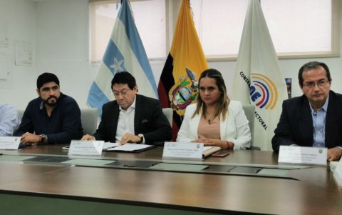 Con cinco votos a favor, Julio Candell fue elegido como presidente de la Junta, el 20 de enero de 2023.