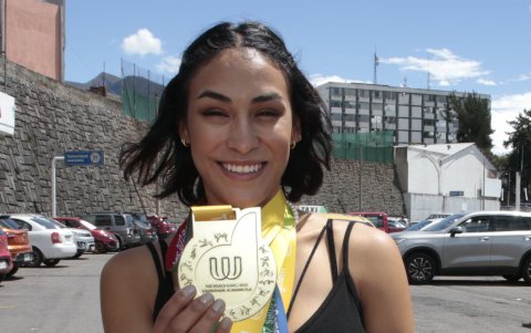 Gabi fue homenajeada en julio por Concentración Deportiva de Pichincha, tras sus 4 medallas mundiales.