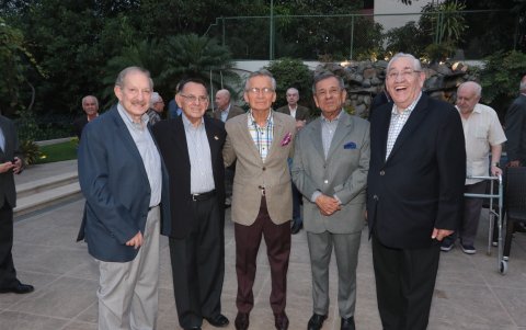 Víctor Garzozi, Raúl Barcia, Nicolás Rivera, Pedro Idiarte y Alexis Jijón.