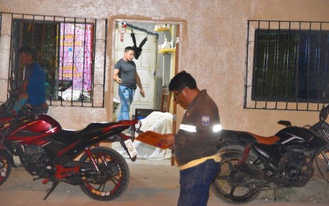 Los agentes locales del orden llegaron para atender la emergencia y hacer las investigaciones respectivas.