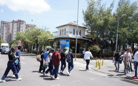 Uso. Hace unos 15 años, en esa casa patrimonial funcionaba uno de los restaurantes más famosos de Quito. Ahora el bien está abandonado.