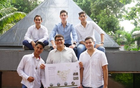 Al centro de Guayaquil le hace falta intervenir edificios con funciones que atraigan.