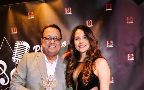 José Suárez con Alejandra Muñoz.