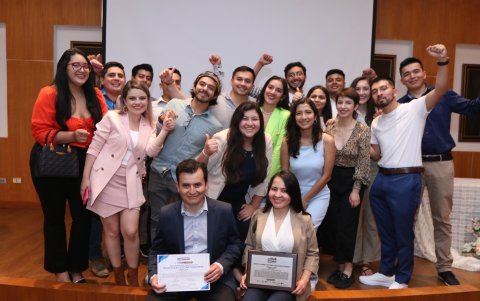 La Universidad  Técnica Particular de Loja ganó el primer lugar con su propuesta Atmósferas urbanas. Conectando el verde con el agua.