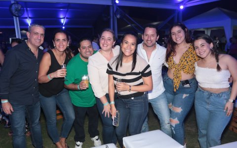 Óscar Gómez, Esmeralda Benavides, Miguel Soria, Angelina Triana, Sugey Palacios, Alberto Triana, Anallel Mosquera y Suad Montoya.