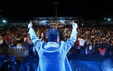 Jorge Yunda lidera las votaciones en Quito.