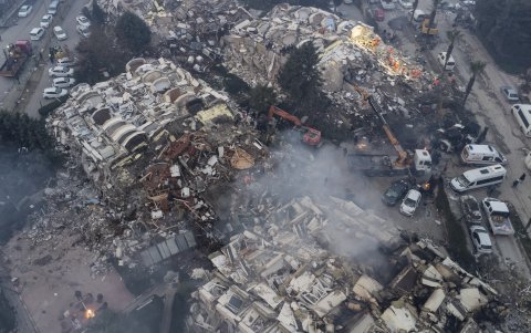 Esmcobros del terremoto que sacuduó el lunes 6 de febrero a Turquía y Siria