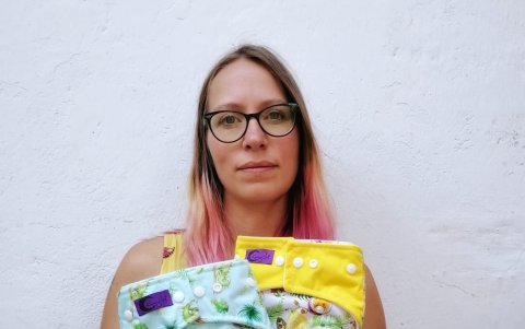 Eva Schott conoció los pañales de tela hace 8 años y después decidió crear su propia marca