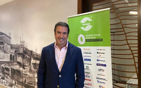 La visión que tiene José Javier Guarderas es que Ecuador sea el primer país del mundo libre de neumáticos usados.